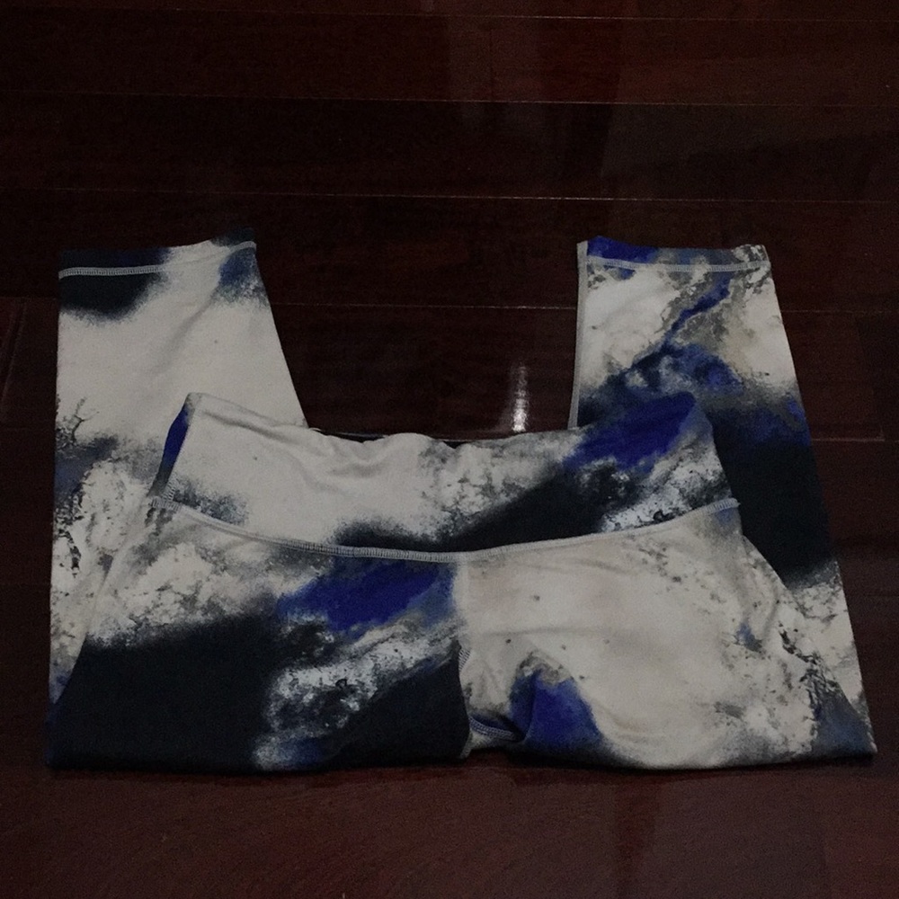 Lululemon Cropped Pants